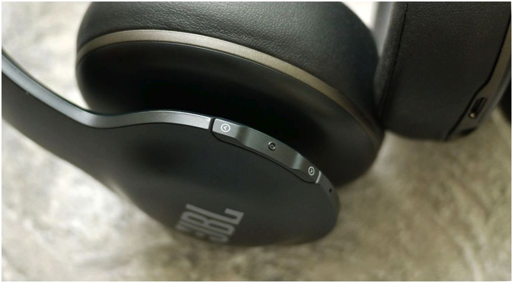 Обзор беспроводных наушников JBL Everest Elite 700: персональное звучание