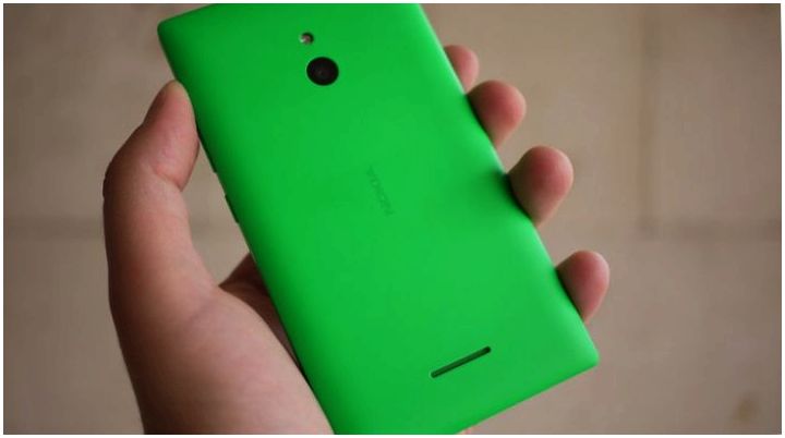 Обзор смартфона Nokia XL: Android-"бюджетник" с пятидюймовыми амбициями