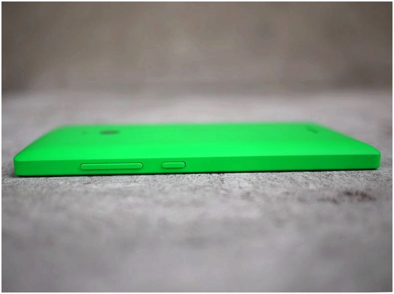 Обзор смартфона Nokia XL: Android-"бюджетник" с пятидюймовыми амбициями