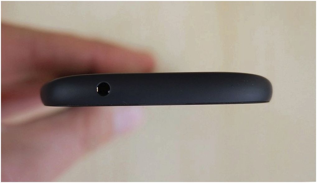Обзор YotaPhone 2: с другой стороны (обзор, yotaphone, другой, сторона, Yota Devices, второй дисплей) Обзор YotaPhone 2: с другой стороны