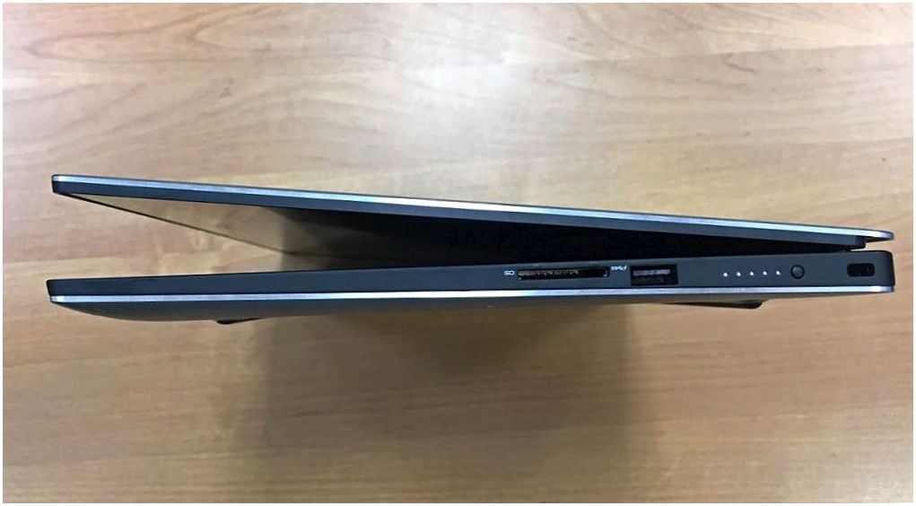 Обзор ноутбука Dell XPS 15: рекордсмен с "безрамочным" дисплеем (обзор, ноутбука, dell, рекордсмен, безрамочным) Обзор ноутбука Dell XPS 15: рекордсмен с "безрамочным" дисплеем