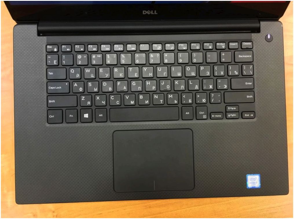 Обзор ноутбука Dell XPS 15: рекордсмен с "безрамочным" дисплеем (обзор, ноутбука, dell, рекордсмен, безрамочным) Обзор ноутбука Dell XPS 15: рекордсмен с "безрамочным" дисплеем