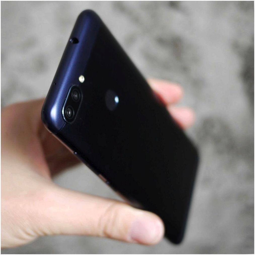 Обзор смартфона Asus ZenFone Max Plus (M1): "дзенфон" с "высоким" экраном