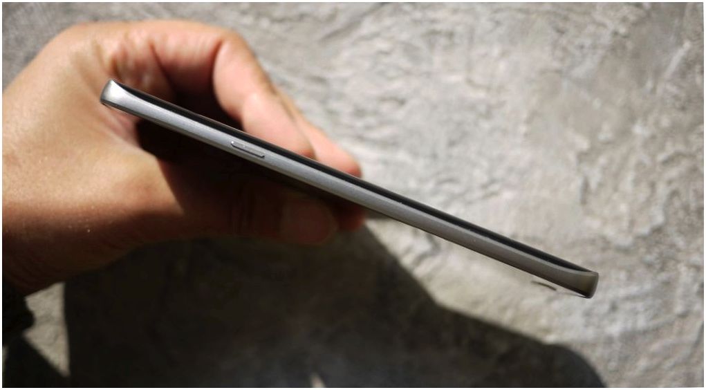 Обзор смартфона Samsung Galaxy Note 5: другой изгиб (обзор, смартфона, samsung, galaxy) Обзор смартфона Samsung Galaxy Note 5: другой изгиб