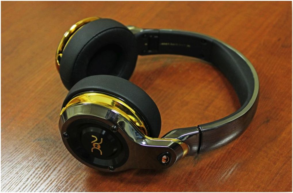 Обзор наушников Monster ROC Sport Black Platinum: живи громко (обзор, наушник, monster, sport) Обзор наушников Monster ROC Sport Black Platinum: живи громко
