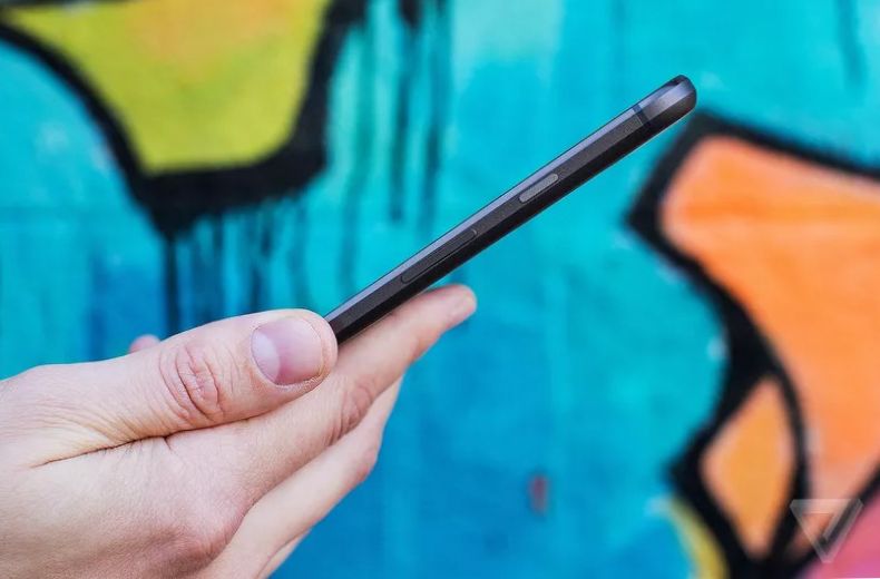 Смартфоны Google Pixel: обзор обзоров