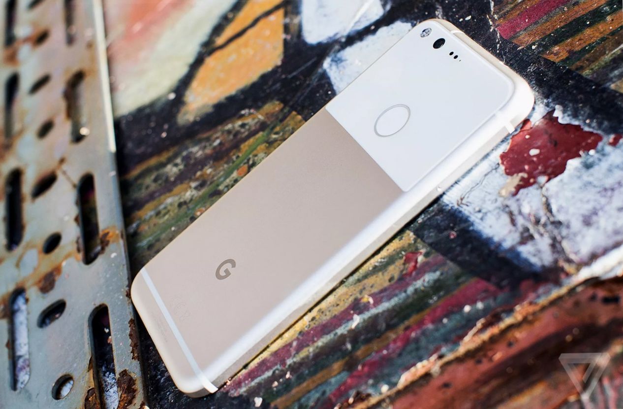 Смартфоны Google Pixel: обзор обзоров