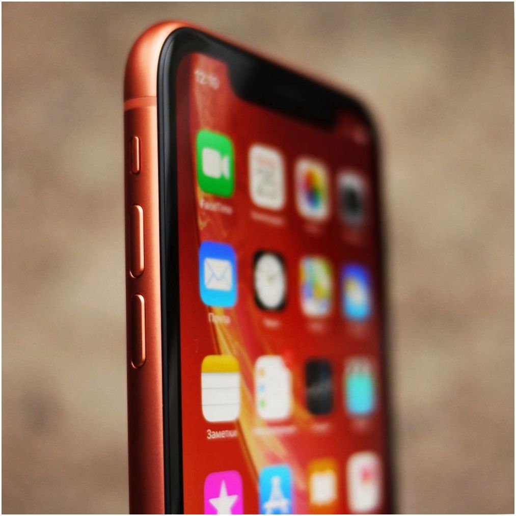 Обзор iPhone XR: все, что нужно, и ничего лишнего