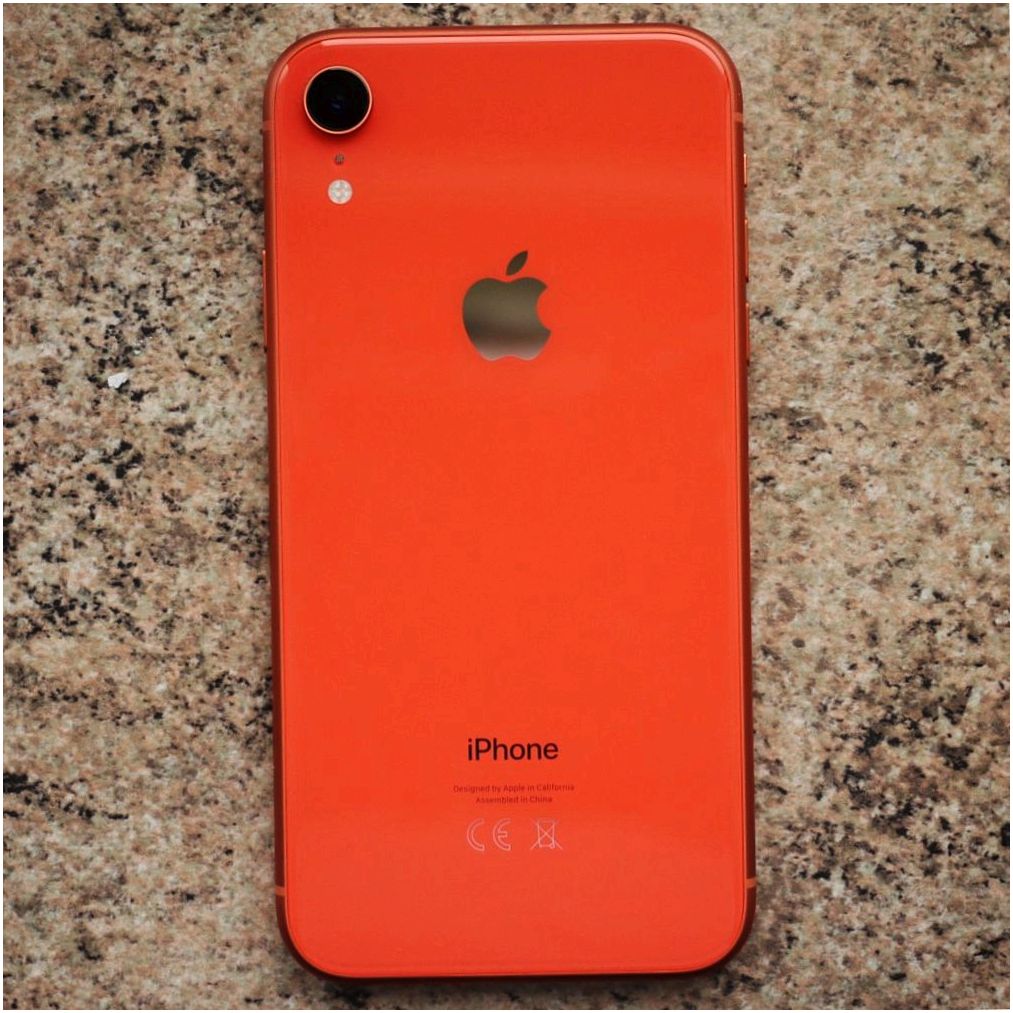Обзор iPhone XR: все, что нужно, и ничего лишнего