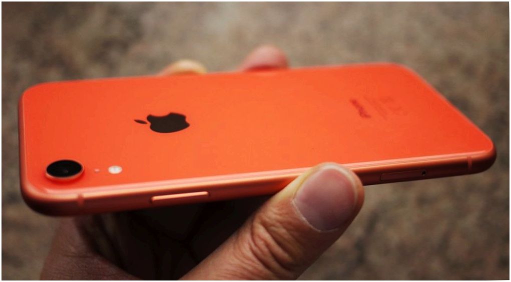 Обзор iPhone XR: все, что нужно, и ничего лишнего