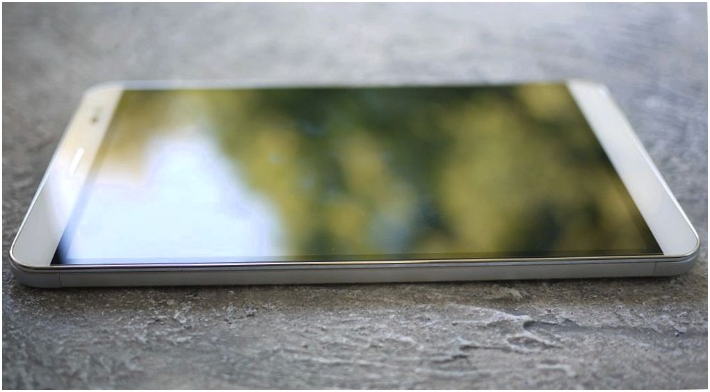 Обзор планшета Huawei MediaPad X2: телефон для Гулливера