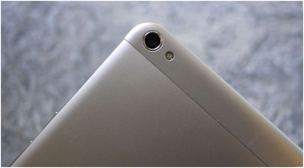 Обзор планшета Huawei MediaPad X2: телефон для Гулливера