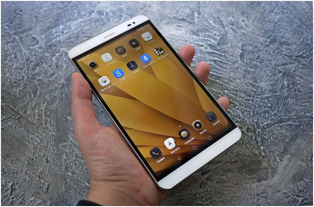 Обзор планшета Huawei MediaPad X2: телефон для Гулливера