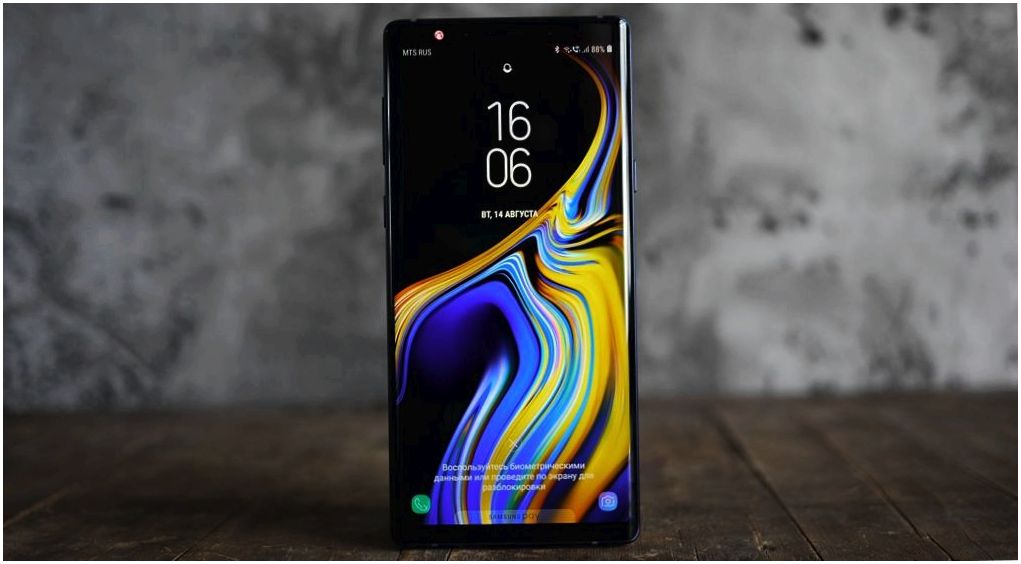 Обзор Samsung Galaxy Note9: всего, и побольше (обзор, samsung, galaxy, note9) Обзор Samsung Galaxy Note9: всего, и побольше