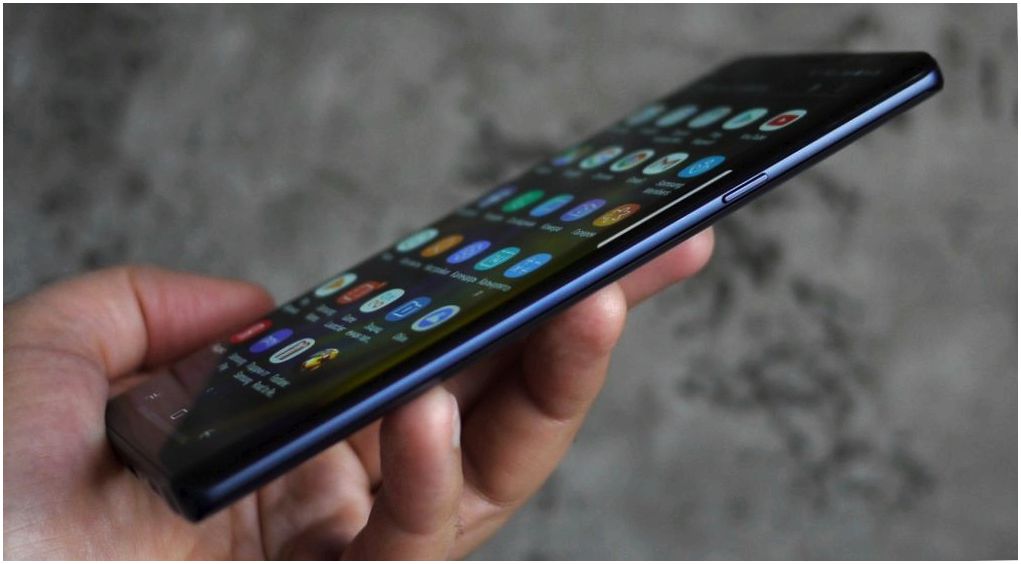 Обзор Samsung Galaxy Note9: всего, и побольше (обзор, samsung, galaxy, note9) Обзор Samsung Galaxy Note9: всего, и побольше