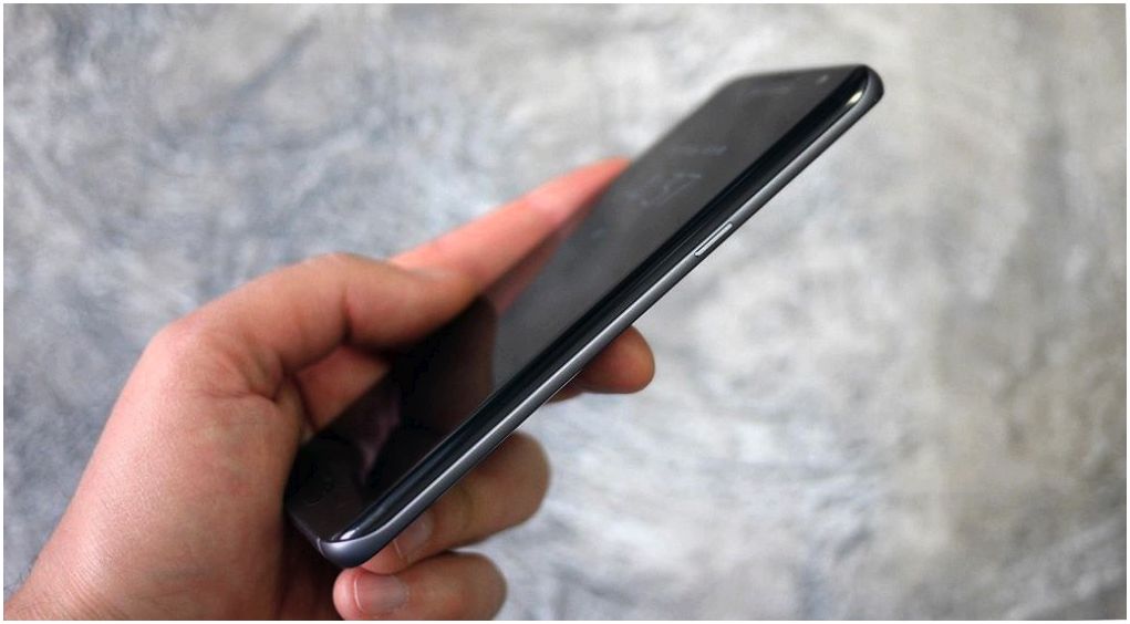 Обзор Samsung Galaxy S7 edge: самый маленький большой телефон