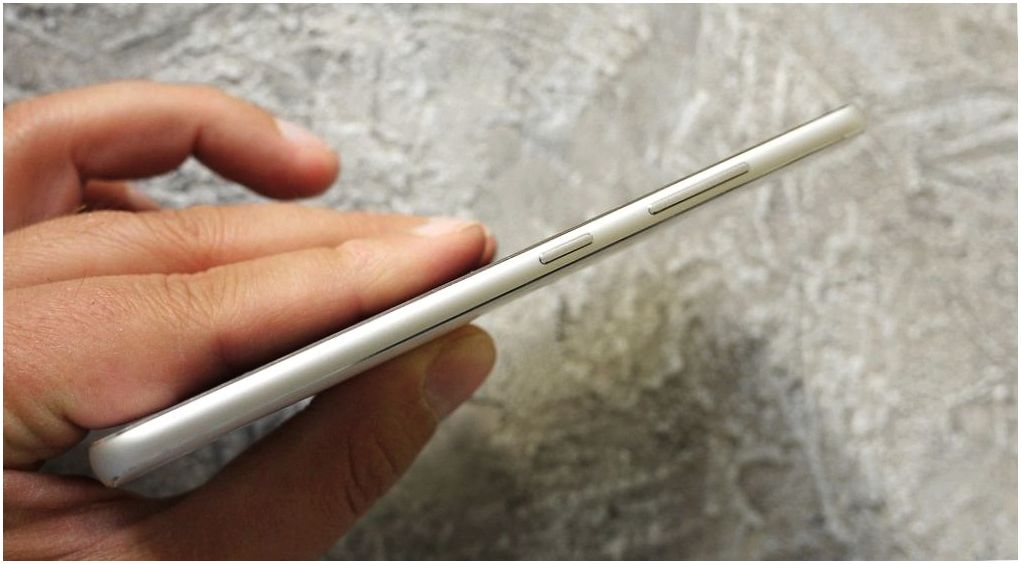 Обзор смартфона Lenovo Vibe S1: дуэт для селфи (обзор, смартфона, lenovo, vibe, дуэт) Обзор смартфона Lenovo Vibe S1: дуэт для селфи
