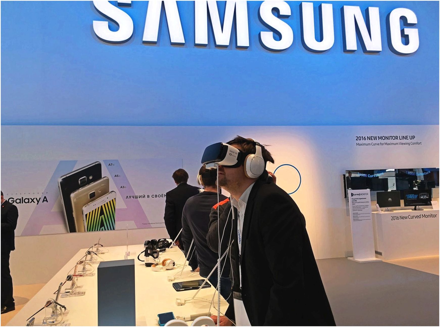Картинки с выставки: Samsung CIS Forum 2016 в Лиссабоне (картинка, выставка, samsung, forum, 2016) Картинки с выставки: Samsung CIS Forum 2016 в Лиссабоне