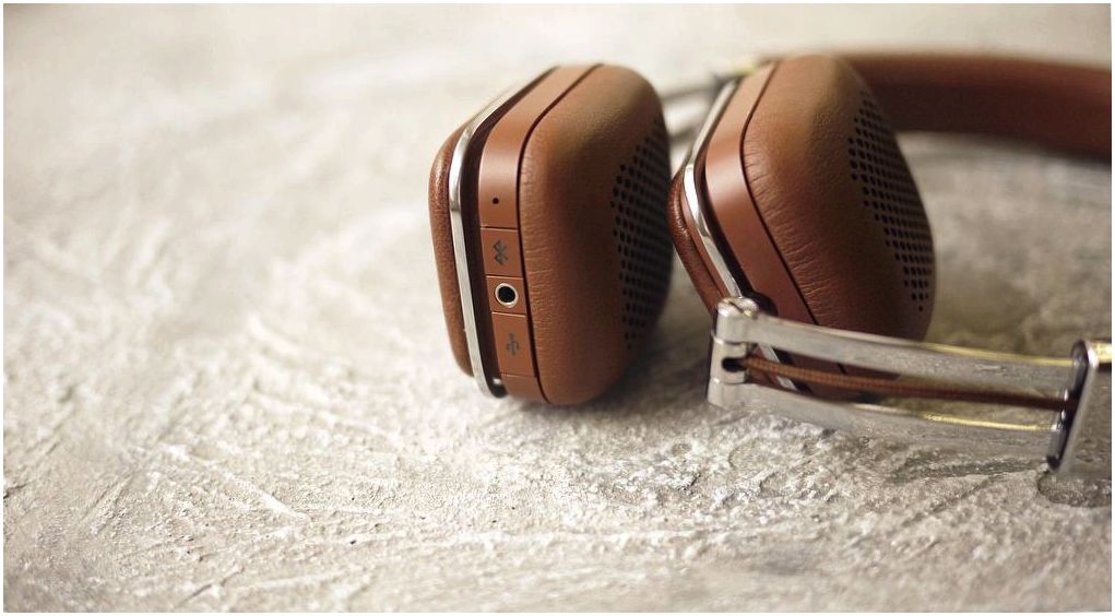 Наушники Harman Kardon Soho Wireless: жесты вместо кнопок