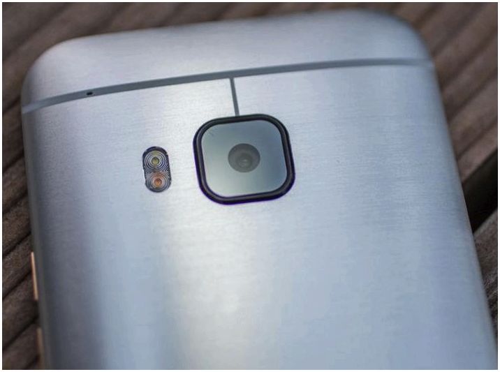 Обзор обзоров HTC One M9: смартфон, не желающий меняться