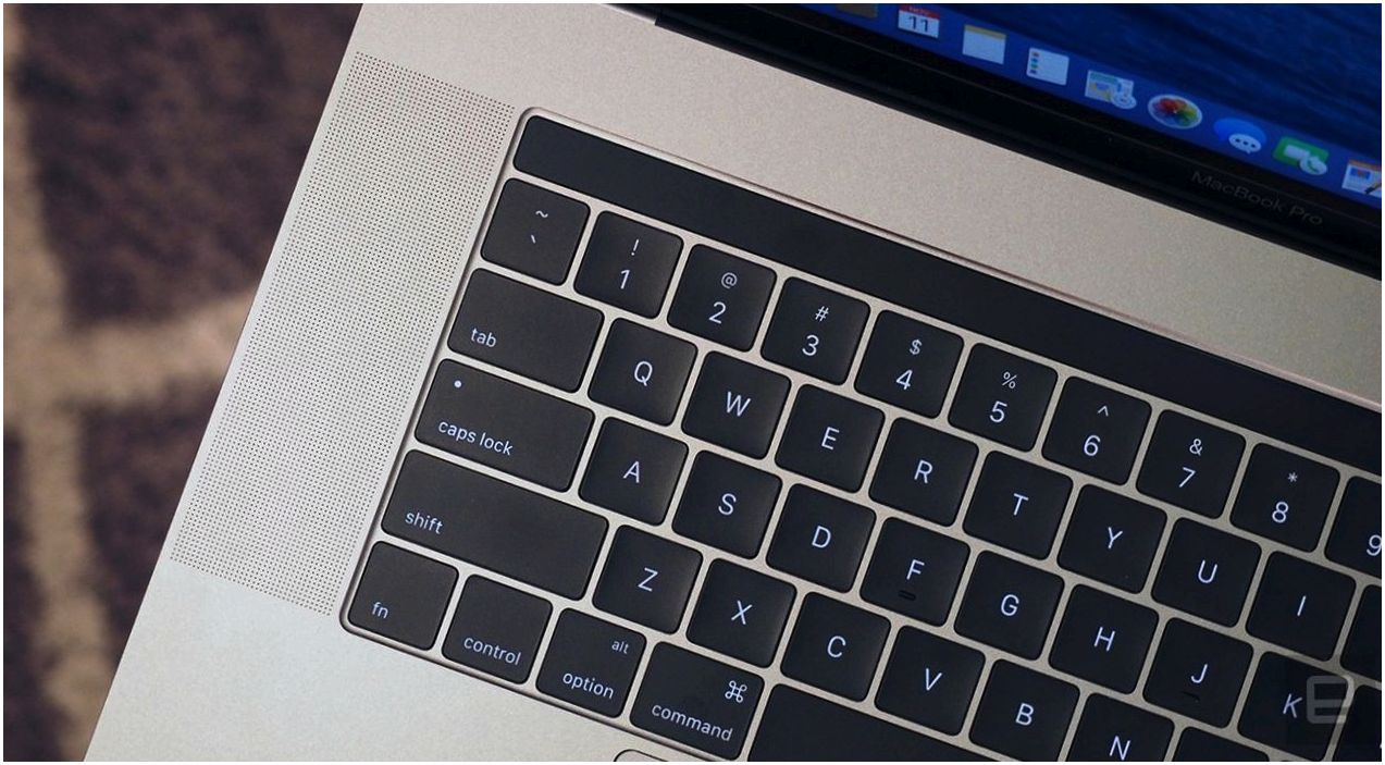 Обзор обзоров: MacBook Pro с тачбаром (обзор, macbook, тачбаром, MacBook 2018) Обзор обзоров: MacBook Pro с тачбаром
