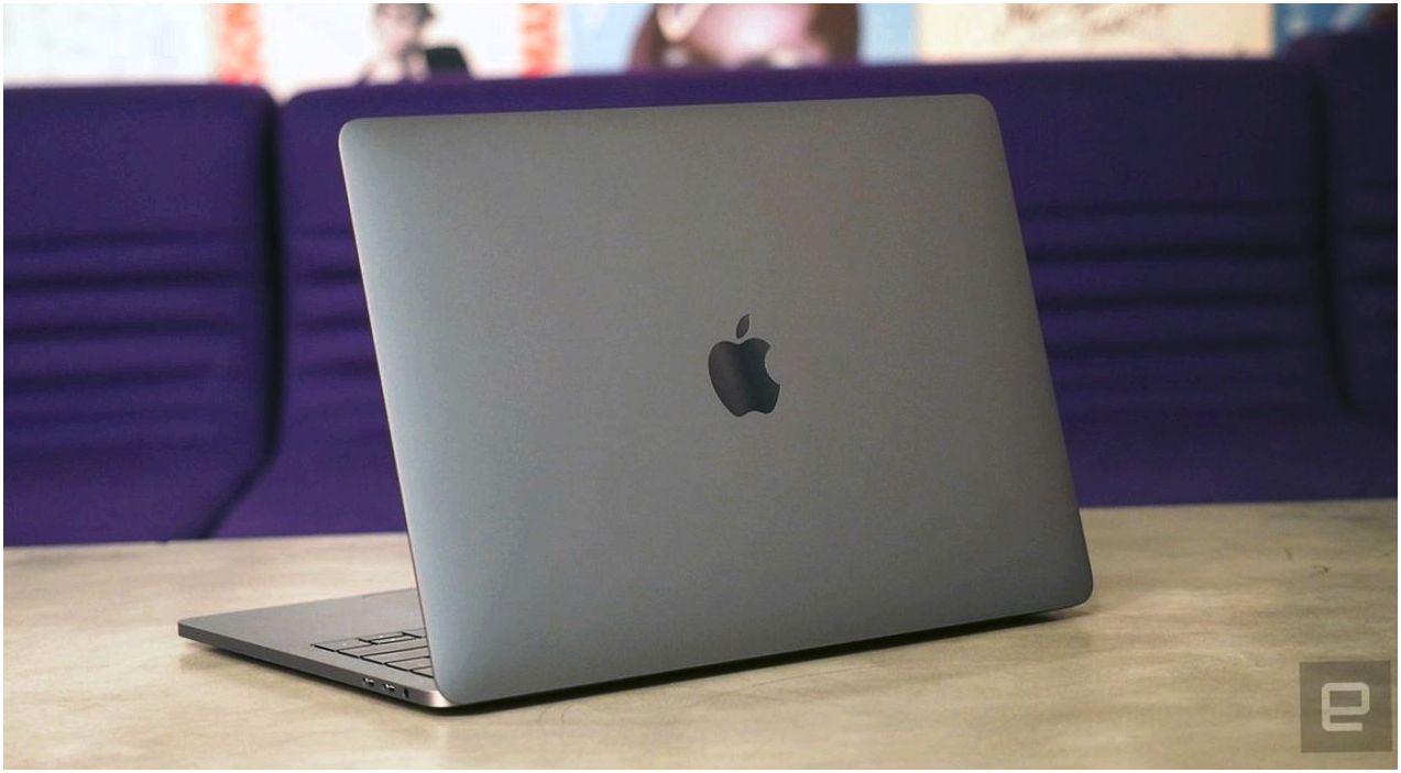 Обзор обзоров: MacBook Pro с тачбаром (обзор, macbook, тачбаром, MacBook 2018) Обзор обзоров: MacBook Pro с тачбаром