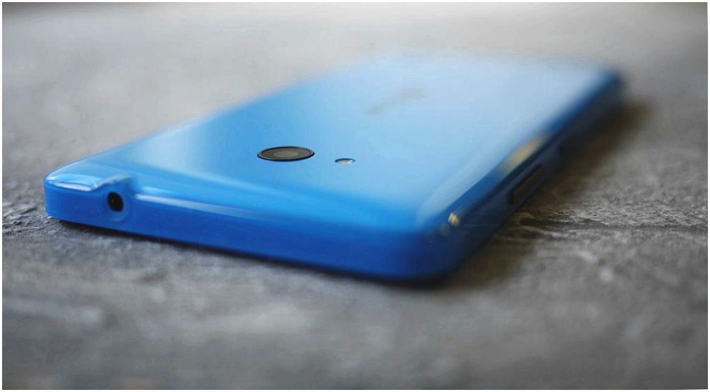 Обзор смартфона Microsoft Lumia 640: яркий "обновленец"