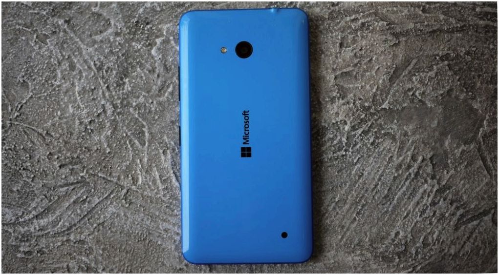 Обзор смартфона Microsoft Lumia 640: яркий "обновленец"