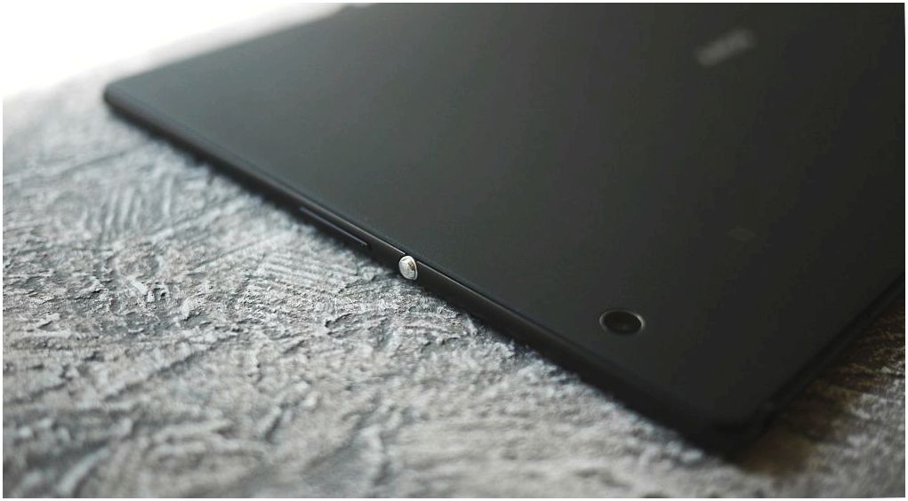Обзор планшета Sony Xperia Z4 Tablet: изящный рекордсмен (обзор, планшет, sony, xperia) Обзор планшета Sony Xperia Z4 Tablet: изящный рекордсмен