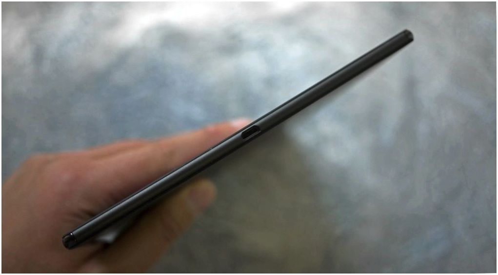 Обзор планшета Sony Xperia Z4 Tablet: изящный рекордсмен (обзор, планшет, sony, xperia) Обзор планшета Sony Xperia Z4 Tablet: изящный рекордсмен