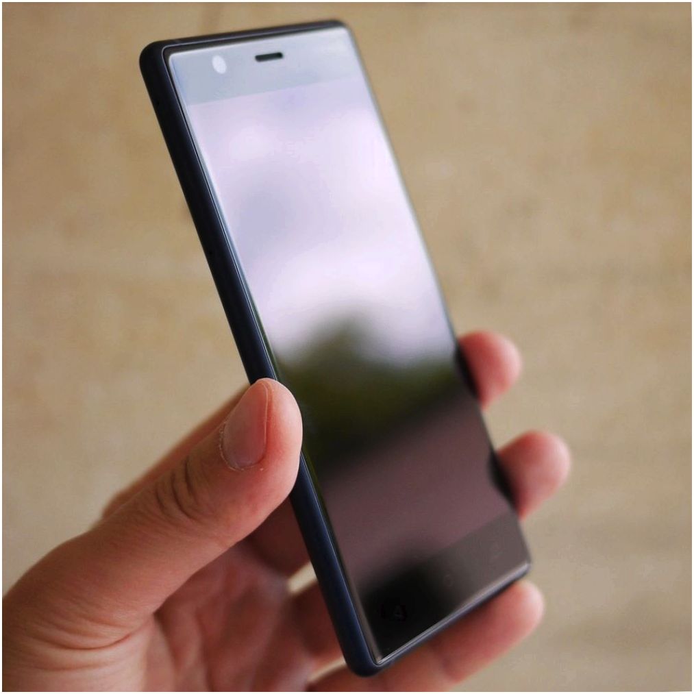 Обзор смартфона Nokia 3: скромное возвращение