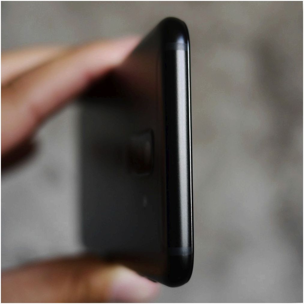 Обзор смартфона Samsung Galaxy A6+: фокус на автопортрете (обзор, смартфона, samsung, galaxy, фокус) Обзор смартфона Samsung Galaxy A6+: фокус на автопортрете