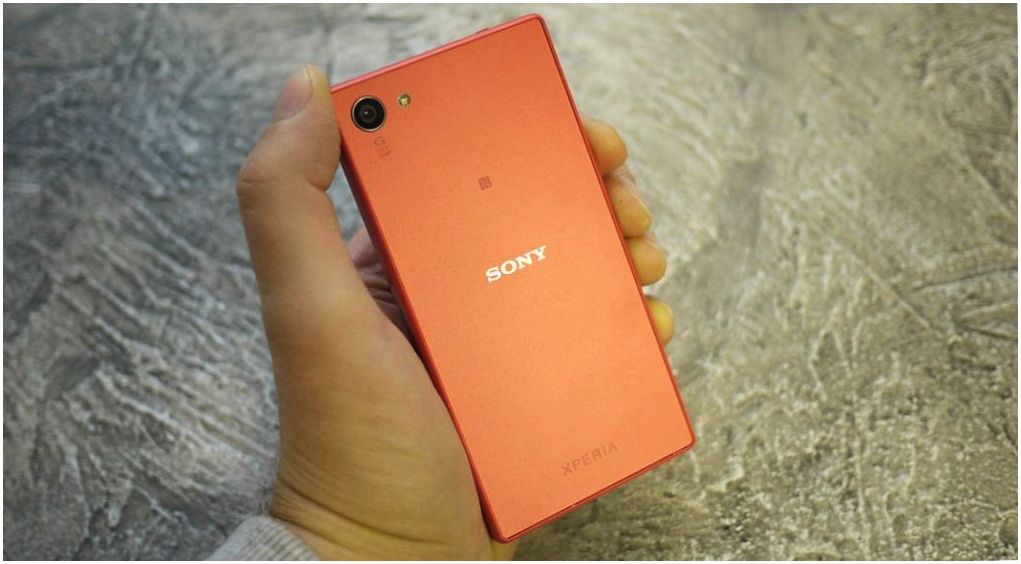 Обзор смартфона Sony Xperia Z5 Compact: удобство превыше всего
