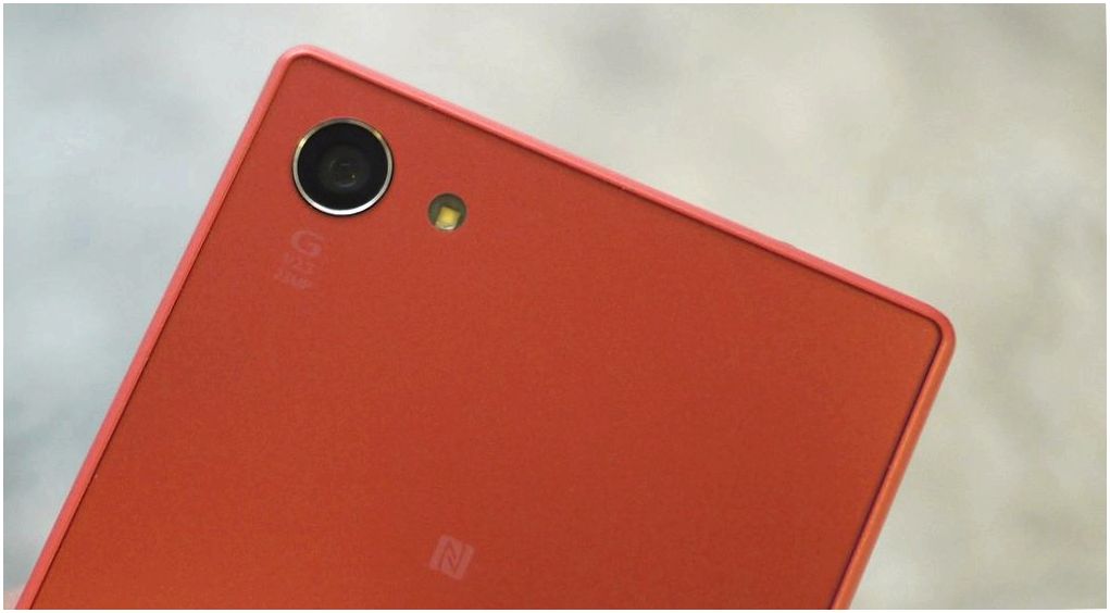Обзор смартфона Sony Xperia Z5 Compact: удобство превыше всего