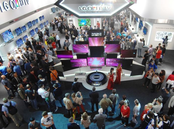 Выставка IFA: 9 предсказаний (выставка, предсказание, этом году, флагманский смартфон, 2-го поколения, Apple Watch) Выставка IFA: 9 предсказаний