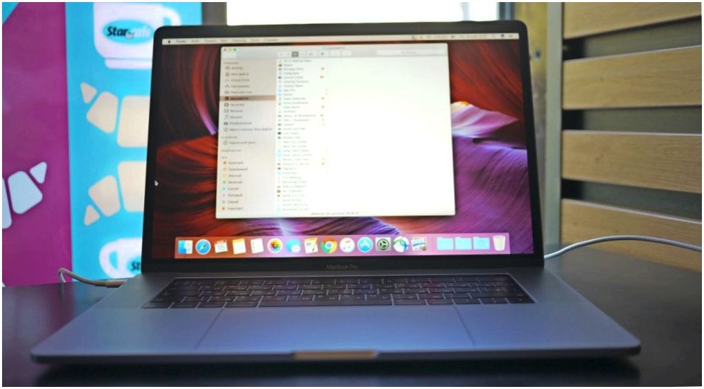 15-дюймовый MacBook Pro с Touch Bar: длительный тест у журналиста и дизайнера (15-дюймовый, macbook, touch, длительный) 15-дюймовый MacBook Pro с Touch Bar: длительный тест у журналиста и дизайнера