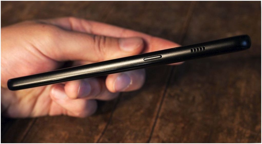Обзор Samsung Galaxy A8 (2018): "народный" флагман (обзор, samsung, galaxy, 2018) Обзор Samsung Galaxy A8 (2018): "народный" флагман