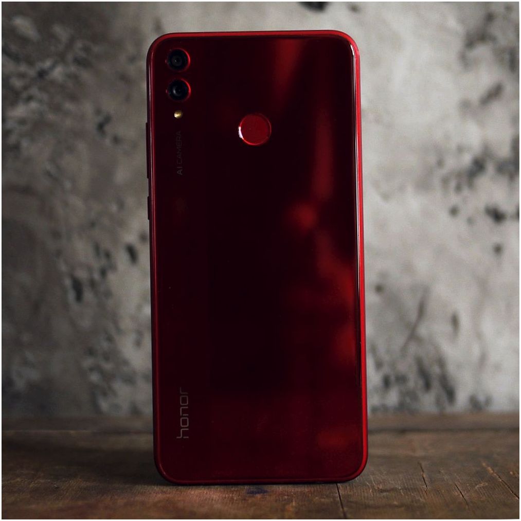 Обзор смартфона Honor 8X: когда флагман не нужен (обзор, смартфона, honor, флагман, нужный) Обзор смартфона Honor 8X: когда флагман не нужен