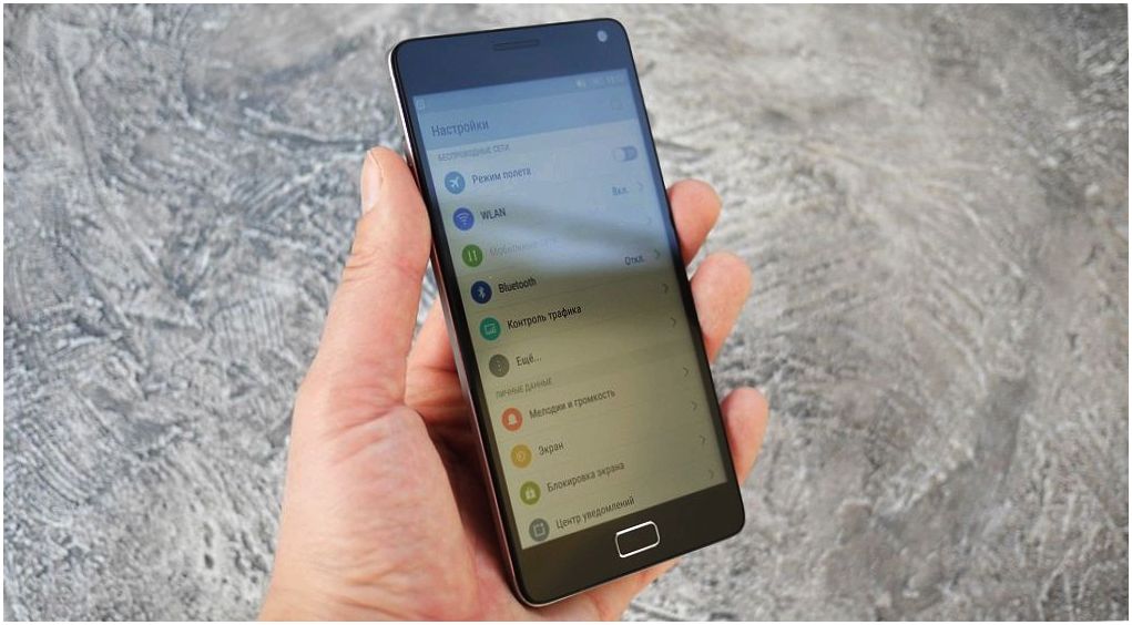 Обзор смартфона Lenovo Vibe P1: долгожитель с быстрой зарядкой