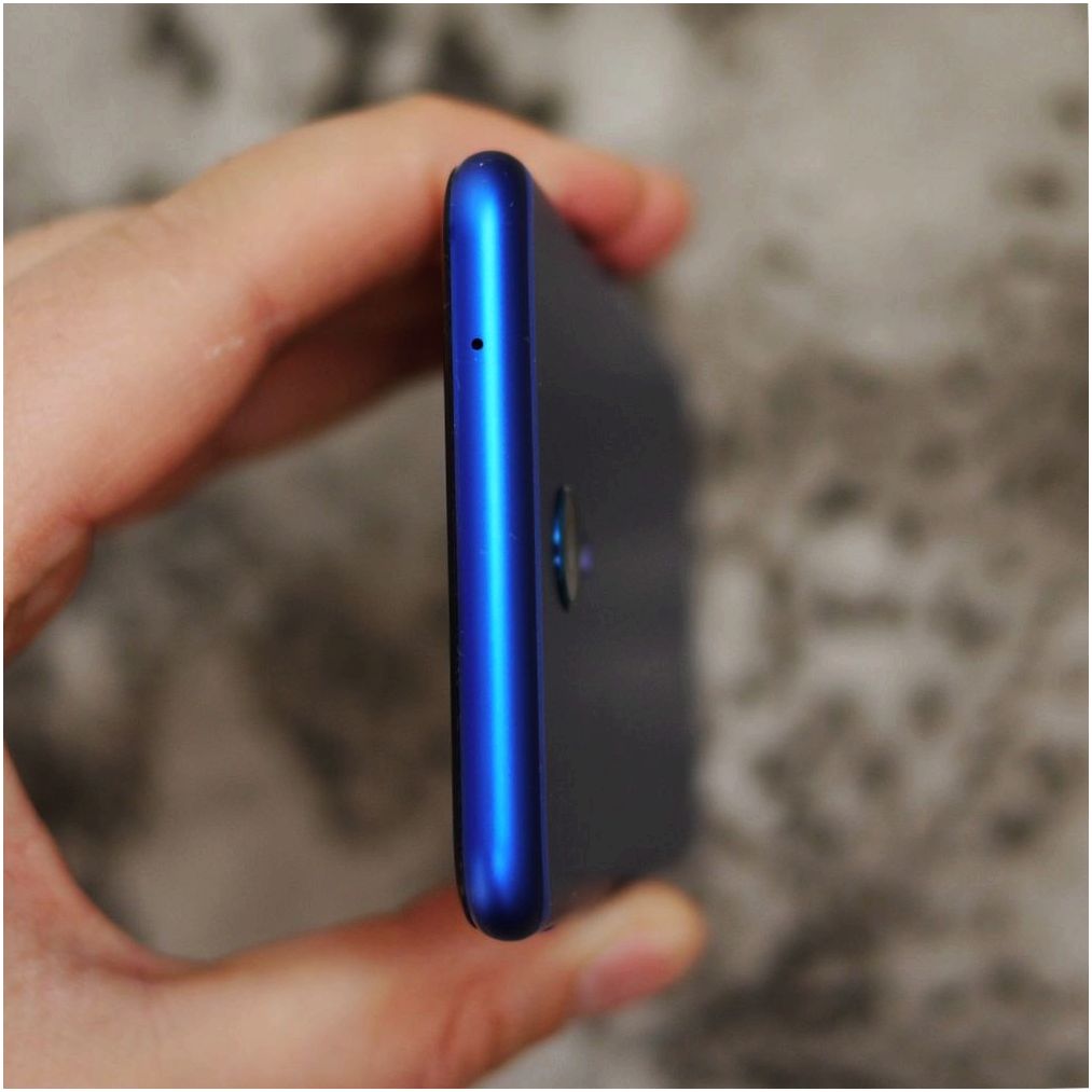 Обзор смартфона Meizu M6s: не отставая от моды