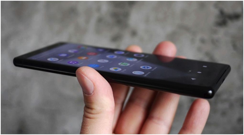 Обзор смартфона Sony Xperia XZ2: новый рецепт японской кухни