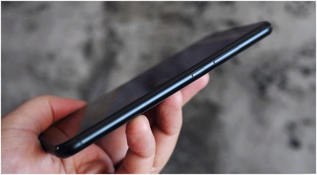 Обзор смартфона Asus ZenFone 5Z: поумневший флагман