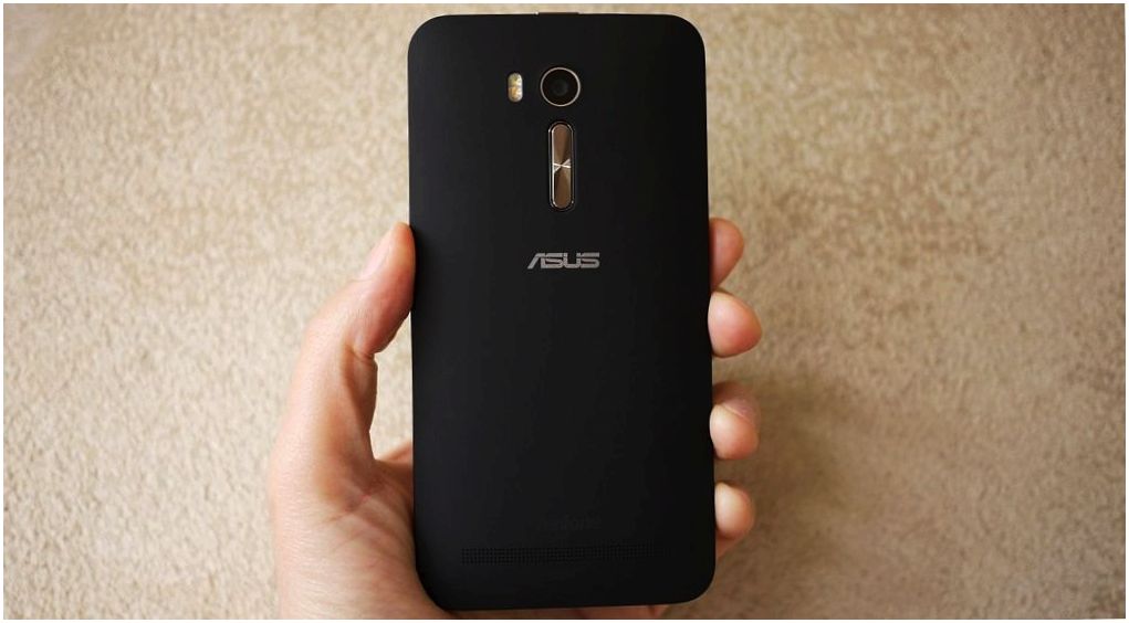 Обзор смартфона Asus Zenfone Go TV: у "голубого экрана"