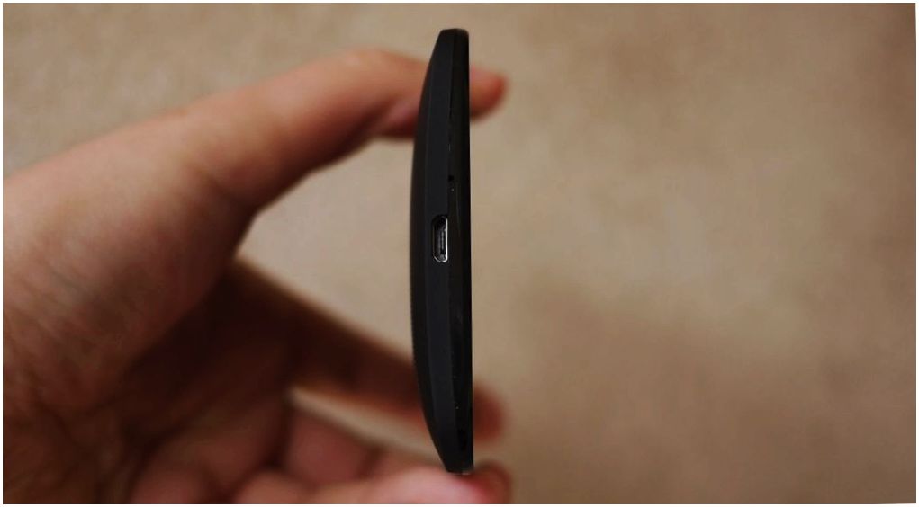 Обзор смартфона Asus Zenfone Go TV: у "голубого экрана"