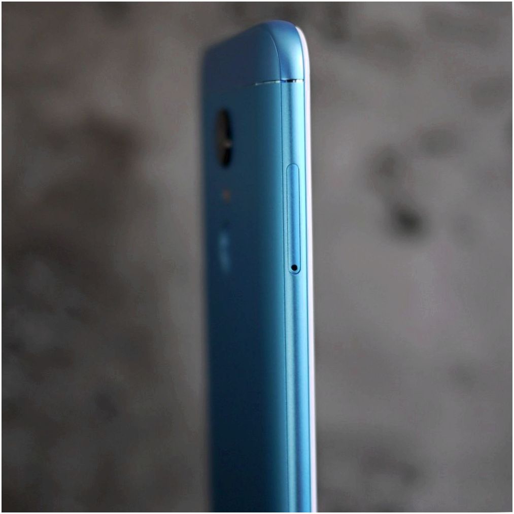 Обзор смартфона Xiaomi Redmi 5 Plus: бюджетник в "высоком" стиле