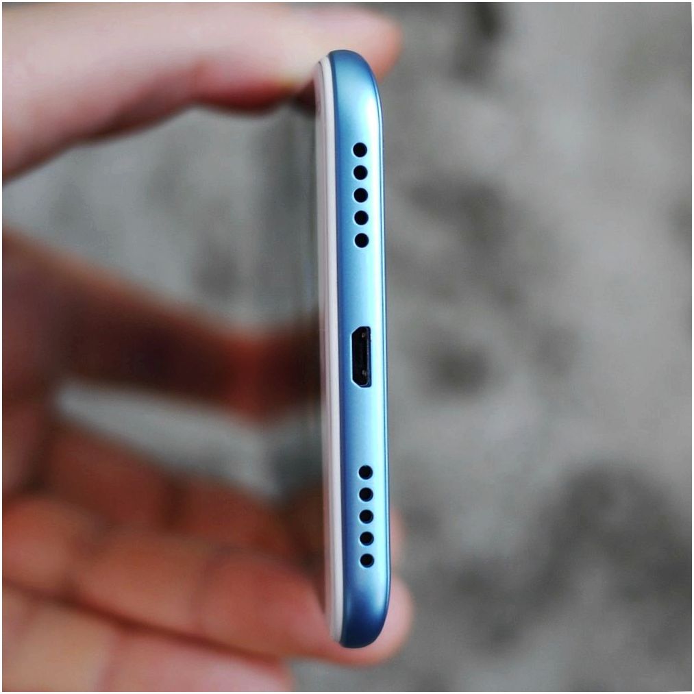 Обзор смартфона Xiaomi Redmi 5 Plus: бюджетник в "высоком" стиле