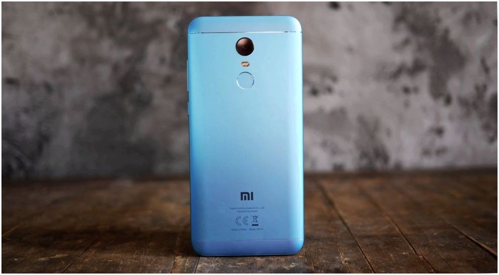 Обзор смартфона Xiaomi Redmi 5 Plus: бюджетник в "высоком" стиле