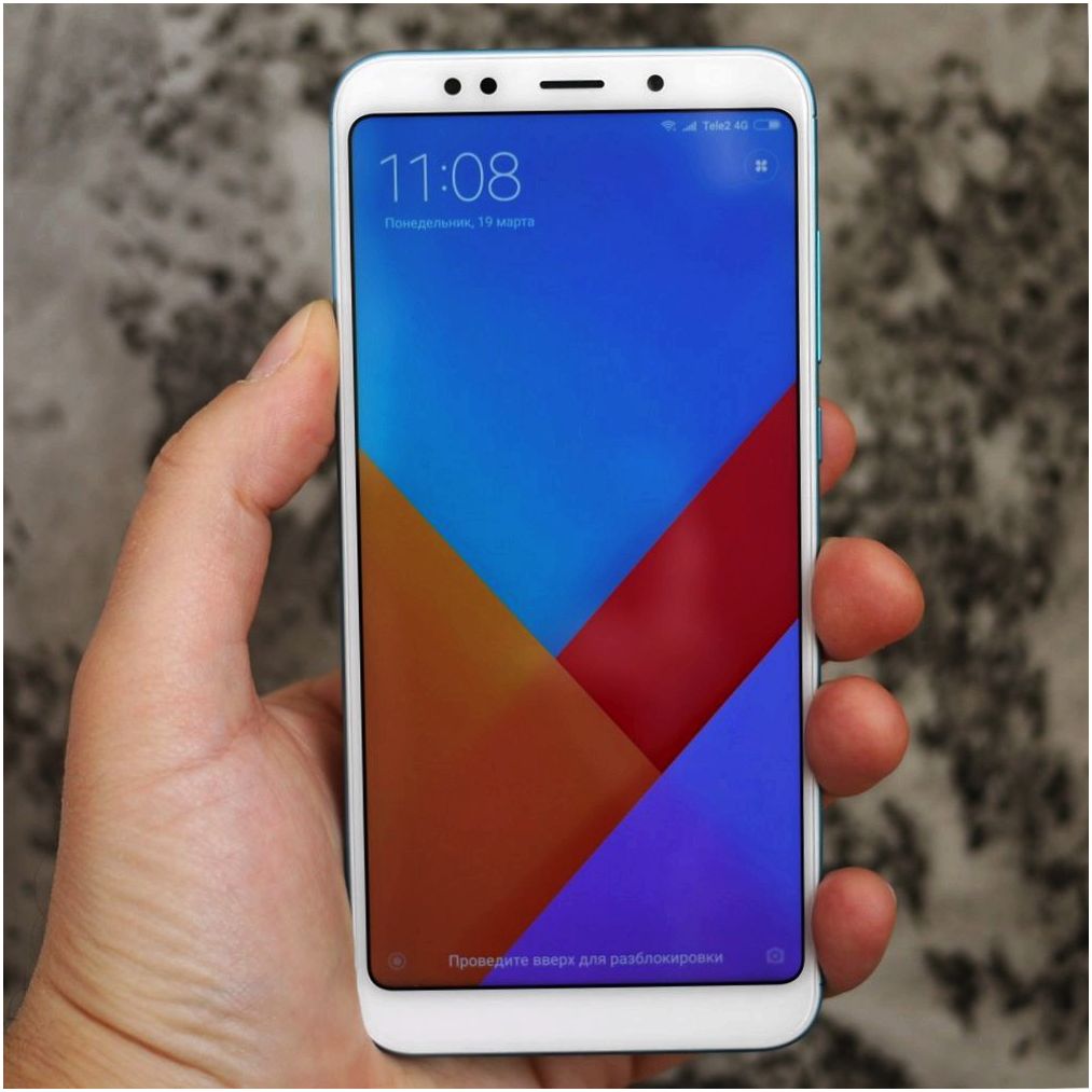 Обзор смартфона Xiaomi Redmi 5 Plus: бюджетник в "высоком" стиле