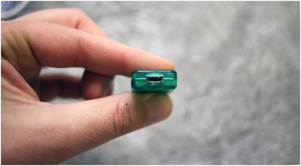 Обзор "кардиофлешки" ECG Dongle: сердечный контроль