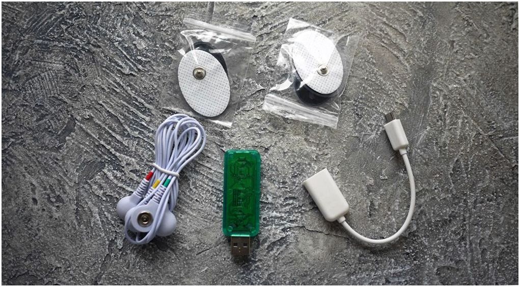 Обзор "кардиофлешки" ECG Dongle: сердечный контроль